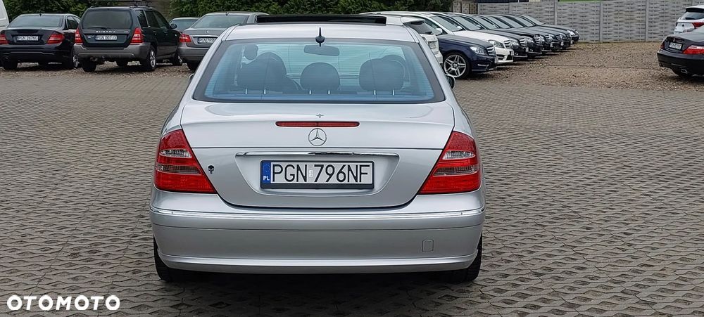 Mercedes-Benz Klasa E 200 Kompressor Automatik Avantgarde - 29
