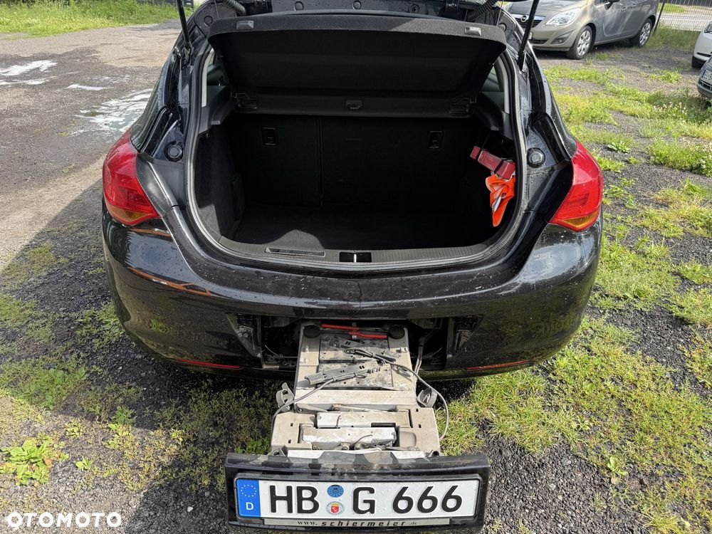 Opel Astra - 8