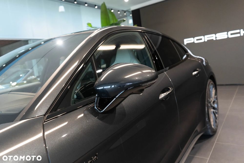 Porsche Panamera 4S E-Hybrid PHEV - 38