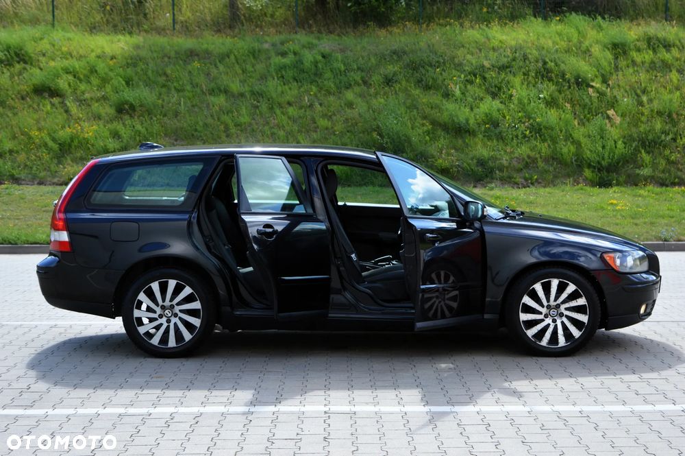 Volvo V50 2.0D Momentum - 26