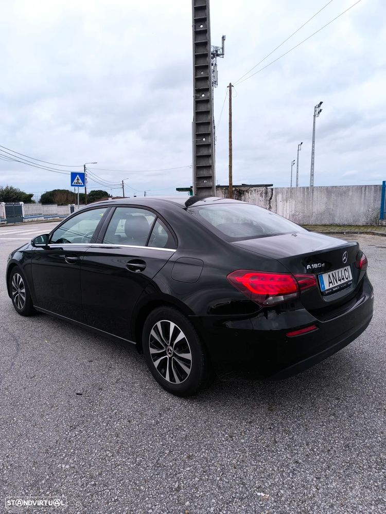 Mercedes-Benz A 180 Limousine d Progressive - 7