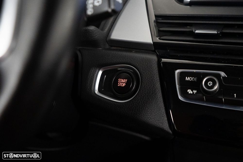 BMW 225xe Active Tourer Line Luxury - 21