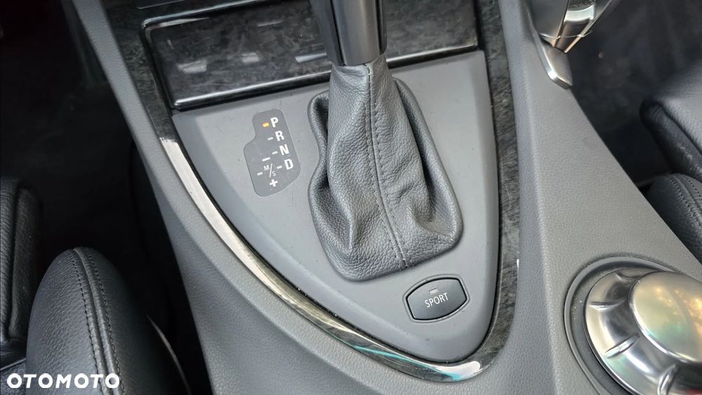 BMW Seria 6 645 Ci - 16