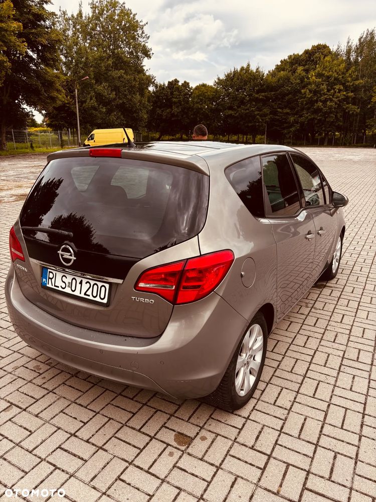 Opel Meriva 1.4 T Cosmo S&S - 3