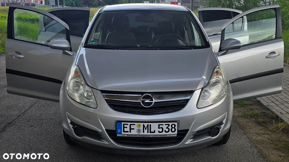 Opel Corsa 1.4 16V Cosmo - 9