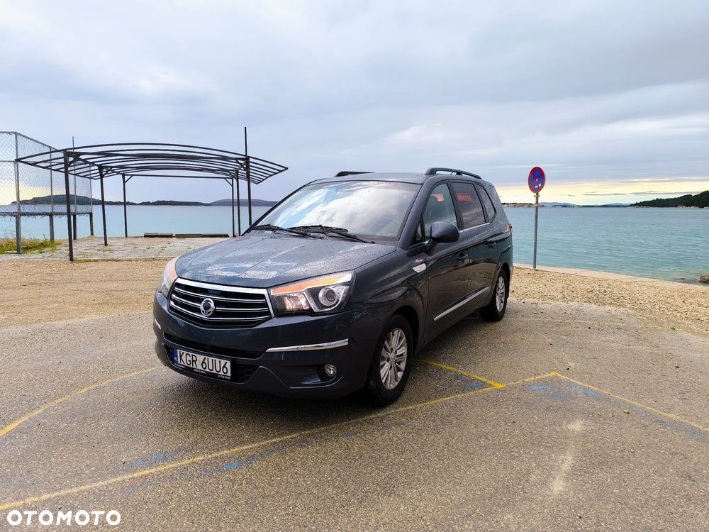 SsangYong/KGM Rodius 200 e-XDi Crystal Plus - 2