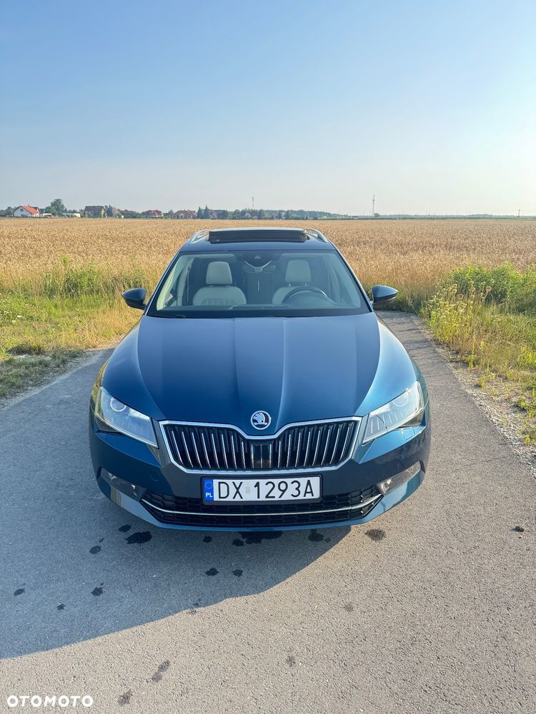 Skoda Superb 2.0 TDI DSG Style - 2