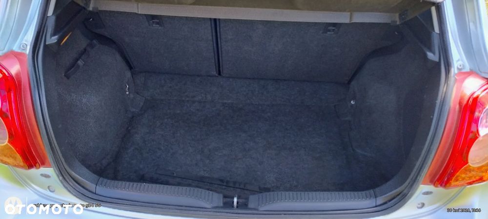 Toyota Auris 1.6 VVT-i Sol - 22