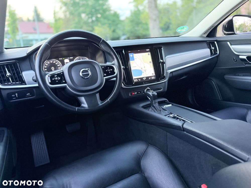 Volvo V90 D4 Geartronic Momentum - 10