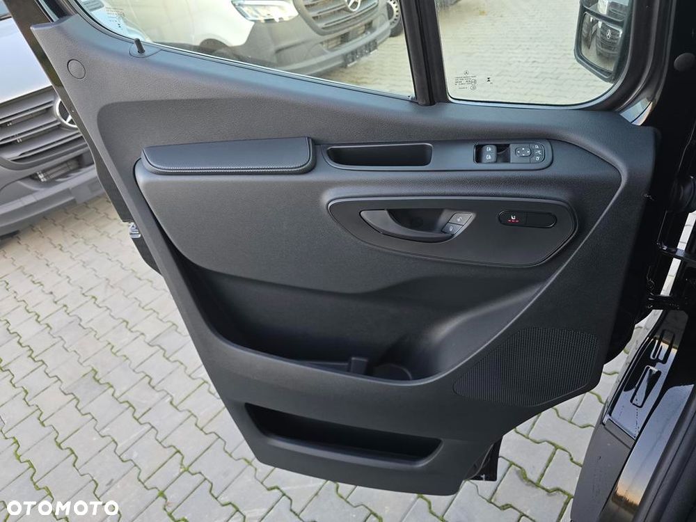Mercedes-Benz Sprinter 319 CDI Long PRO 9G-Tronic - 10