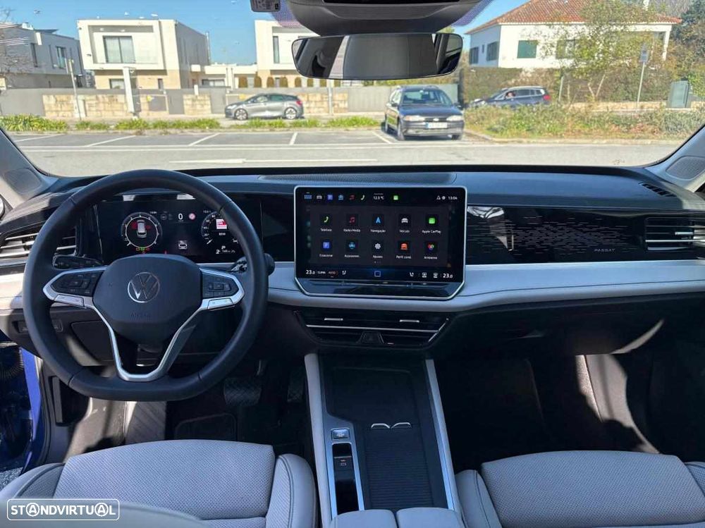 VW Passat Variant 1.5 eTSI Business DSG - 10