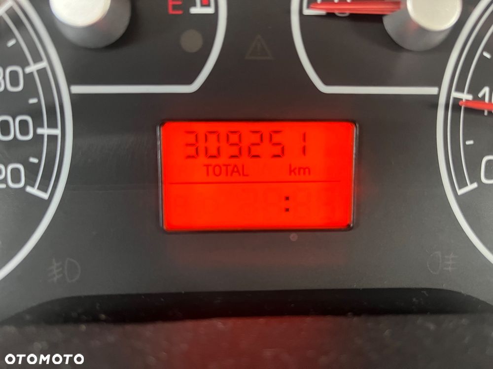 Fiat Grande Punto 1.3 Multijet 16V Dynamic - 13