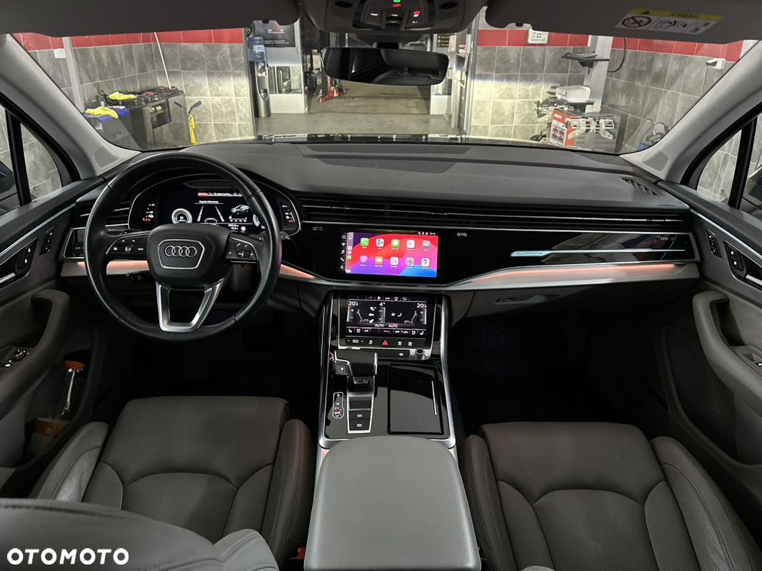 Audi Q7 55 TFSI e Quattro S Line Tiptr - 13
