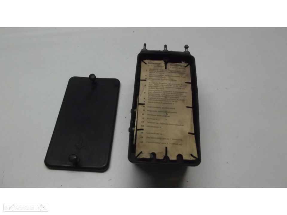 Mercedes 280 s w 116 caixa de fusiveis completa - 2