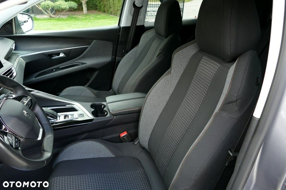 Peugeot 3008 1.2 PureTech Active Pack S&S EAT8 - 21