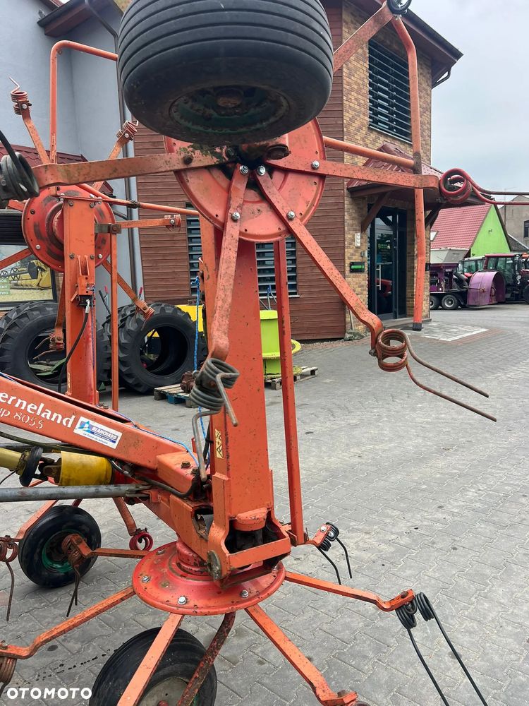 Kverneland TAARUP 8005 KUHN  CLAAS