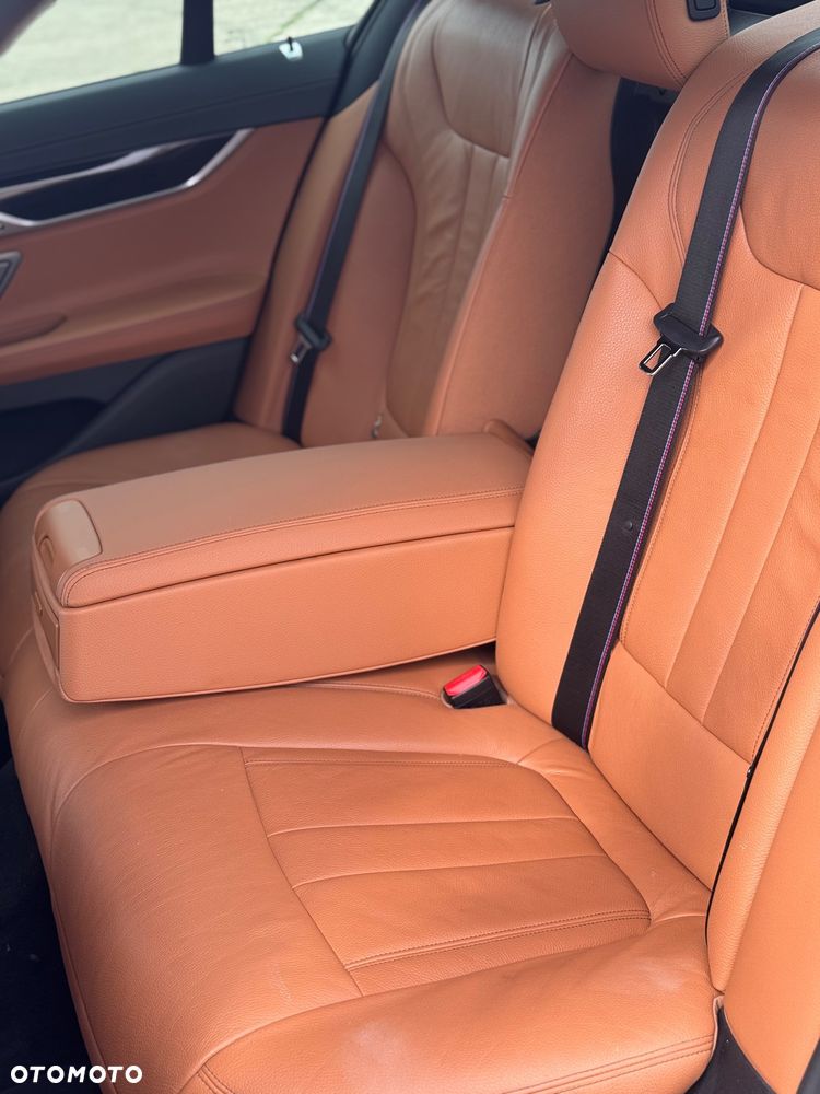 BMW Seria 7 730d xDrive sport - 30