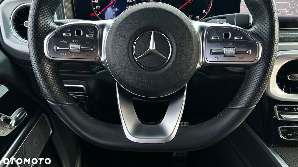 Mercedes-Benz Klasa G 350 d - 17