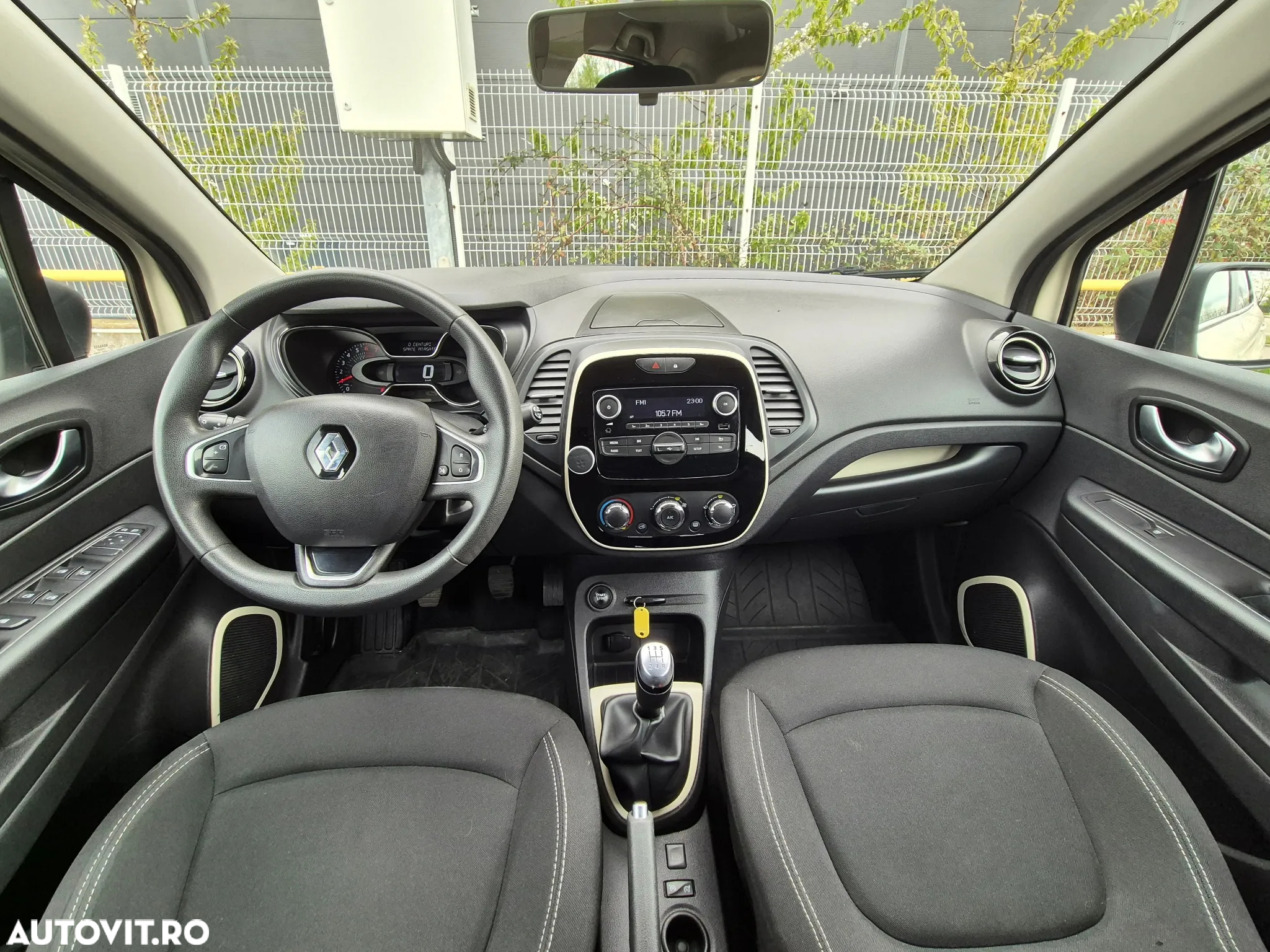 Renault Captur TCe Life Evo - 22