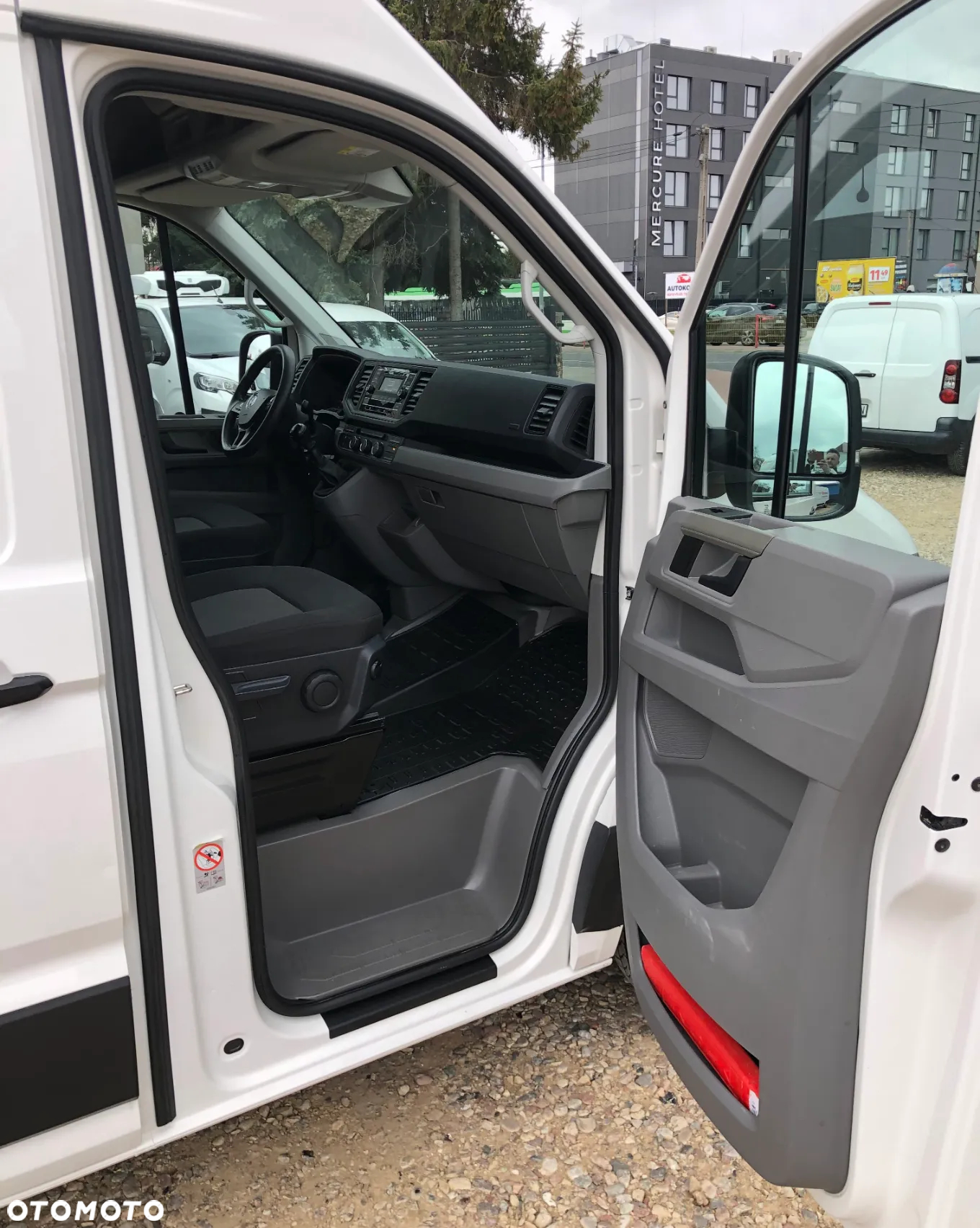 Volkswagen CRAFTER MOC177KM WZMOCNIONY DMC3.5t. HAK-3t. SORTIMO ZABUDOWA INST.230V DRZWI 270' - 11