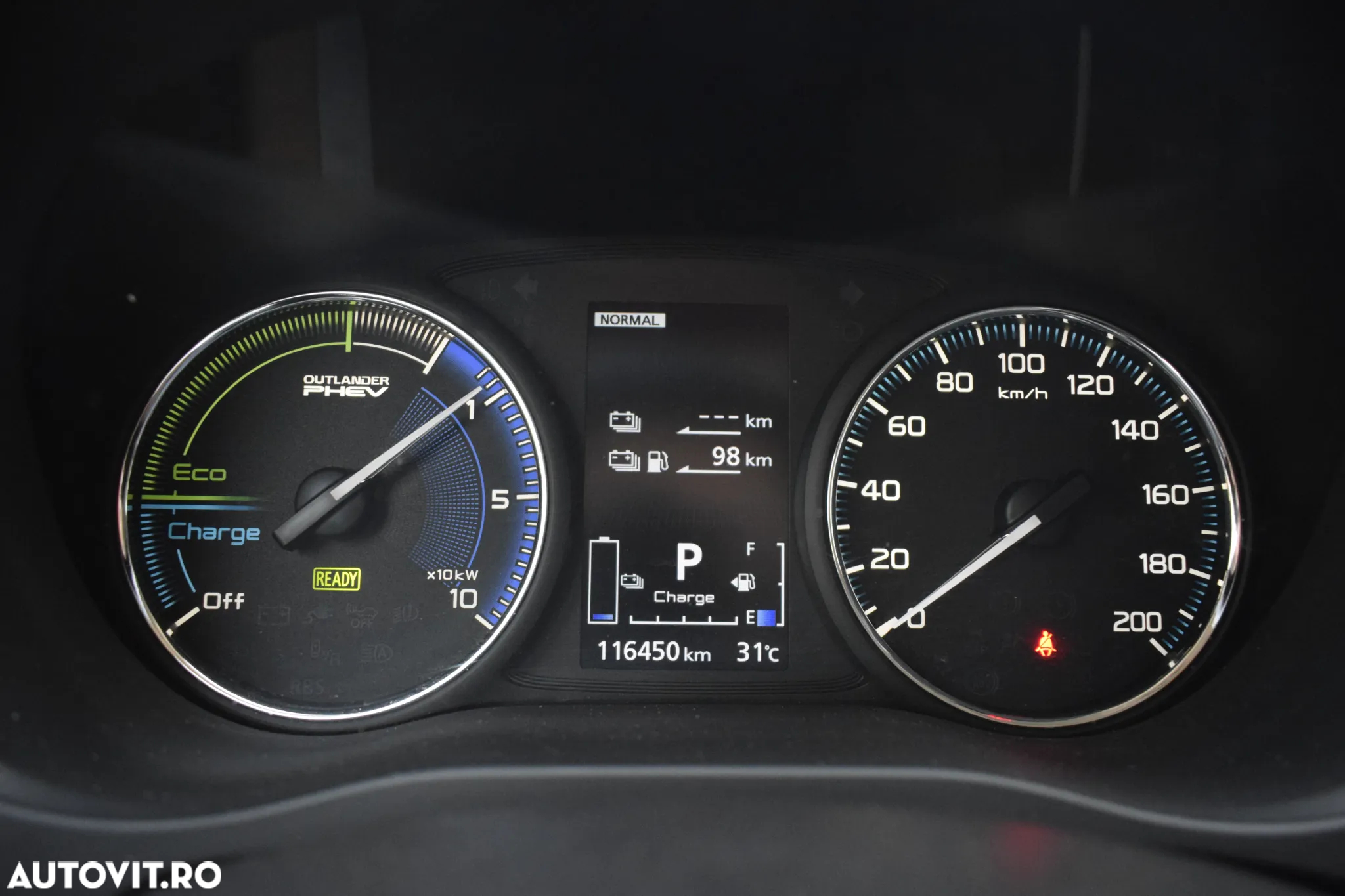 Mitsubishi Outlander PHEV 2.4 L 4X4 Intense - 21