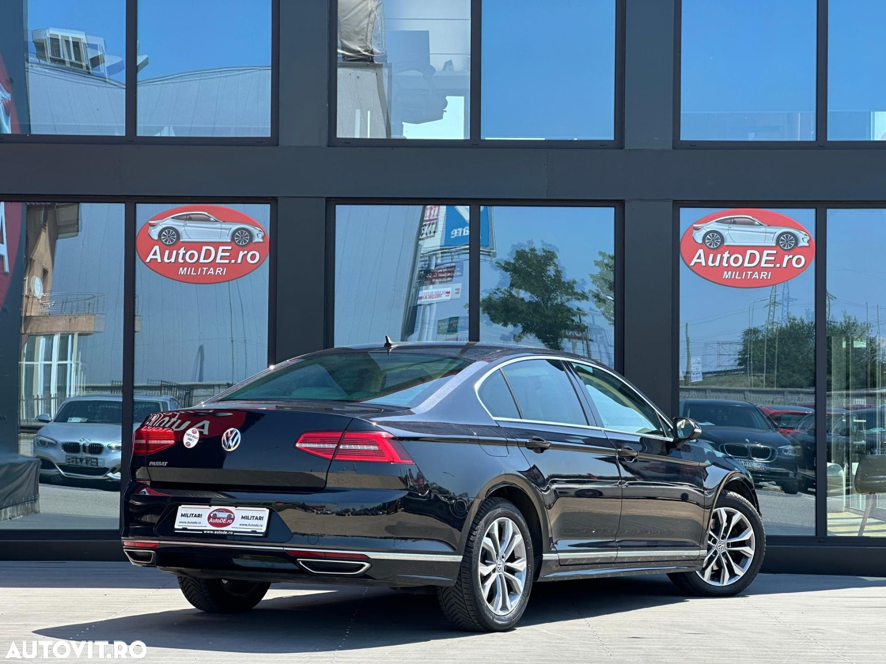 Volkswagen Passat - 3
