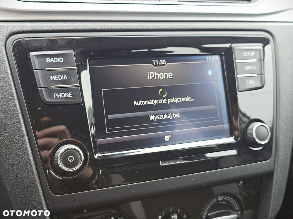 Skoda RAPID 1.0 TSI Ambition - 17