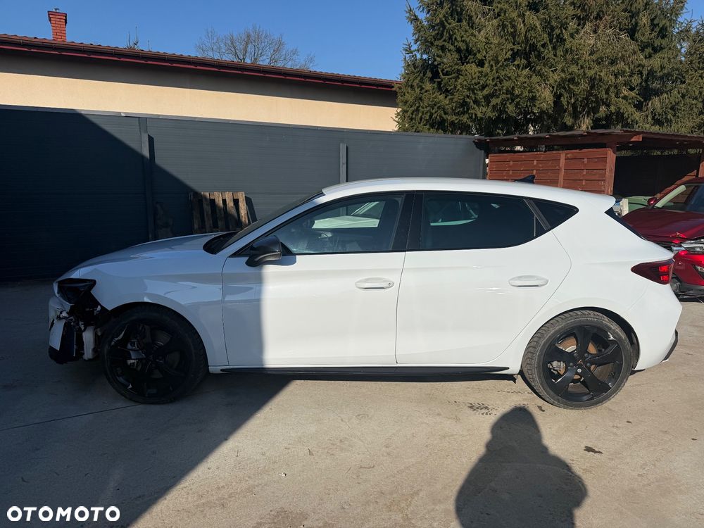 Cupra Leon 1.5 eTSI DSG - 12