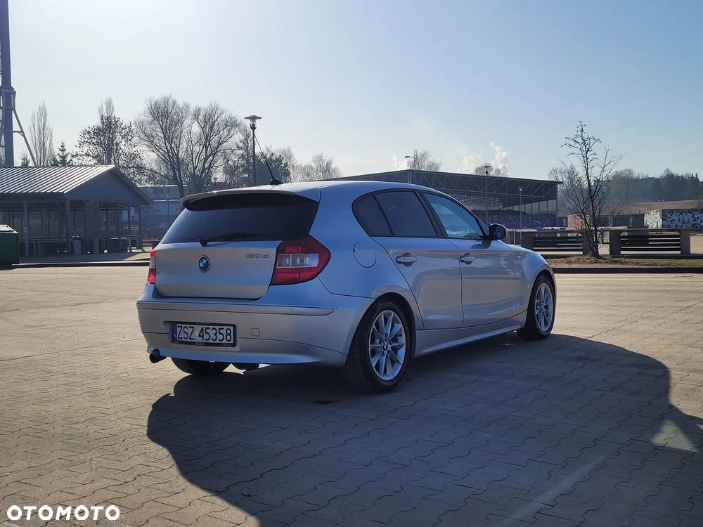 BMW Seria 1 120d - 5
