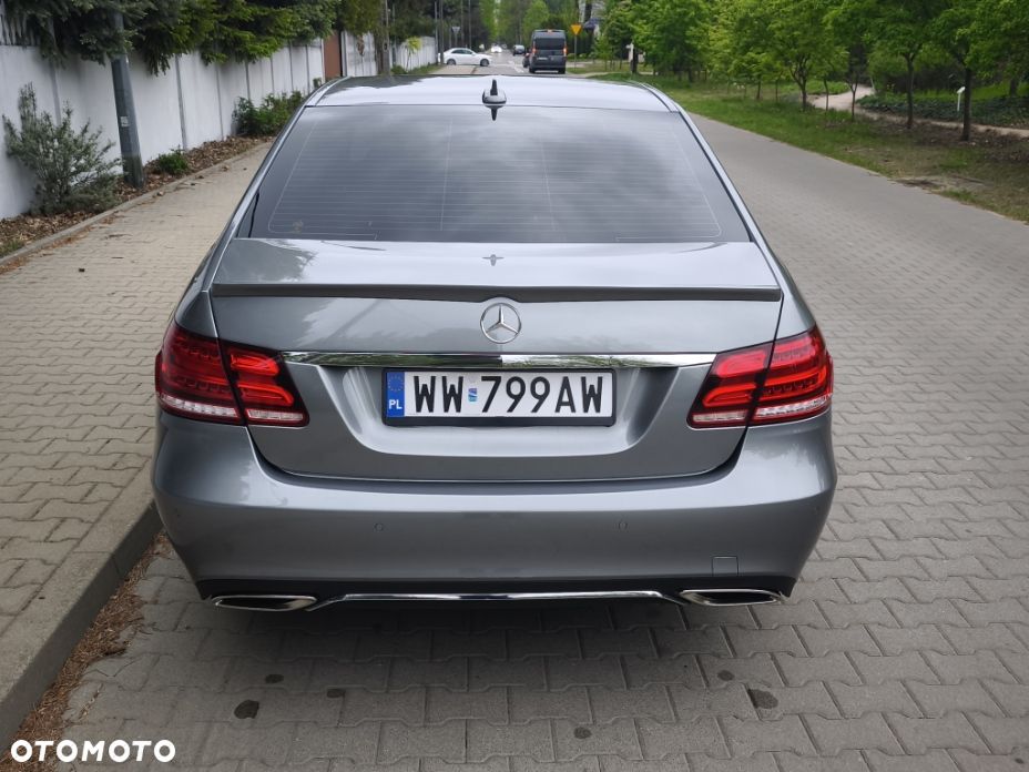 Mercedes-Benz Klasa E 250 BlueTEC 4Matic 7G-TRONIC Avantgarde - 14