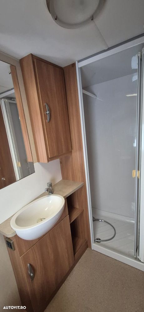 Swift Challenger - 18