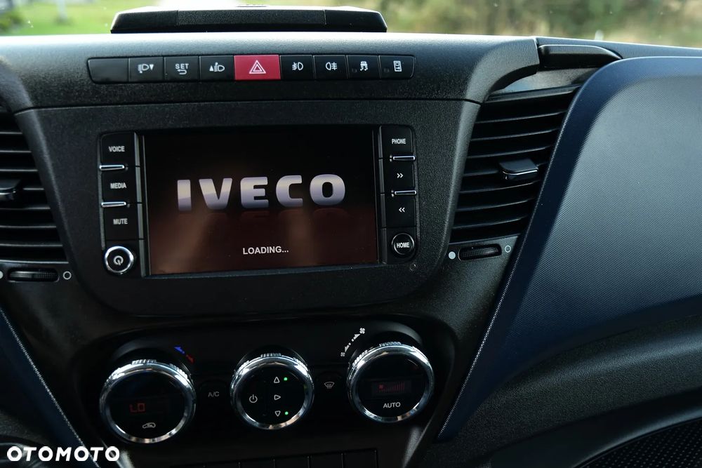 Iveco DAILY 35-210 * HiMATIC  * BRYGADOWY 6 osób * NAVI * MAX * BLIŹNIAK * SUPER STAN! - 34