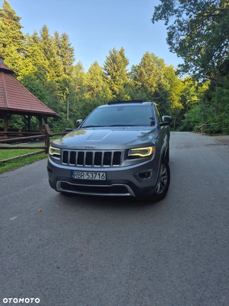 Jeep Grand Cherokee - 1