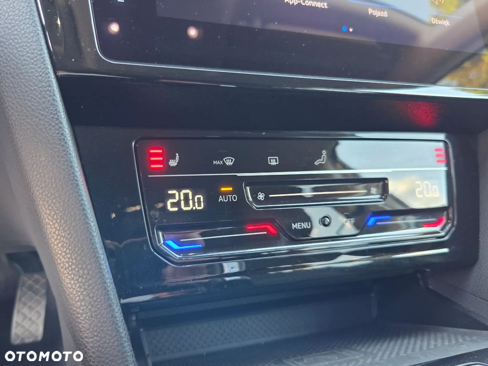 Volkswagen Passat - 18