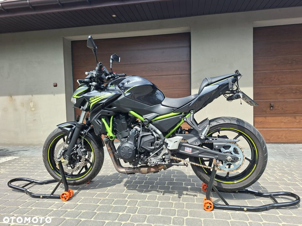Kawasaki Z 650 - 6