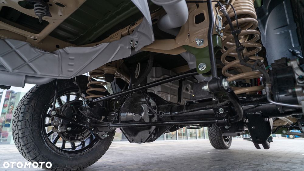 RAM 1500 Crew Cab MB Sport - 12