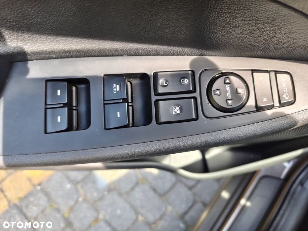 Hyundai Tucson blue 1.6 GDi 2WD Navi - 26