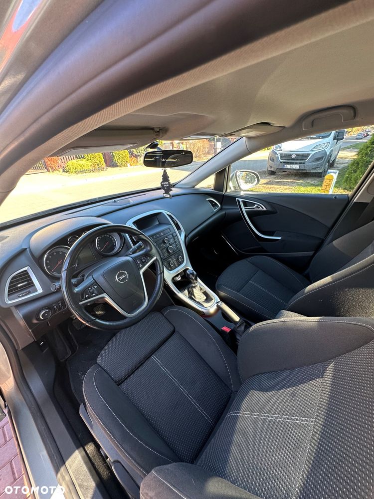 Opel Astra IV 1.4 T Sport EU6 - 13