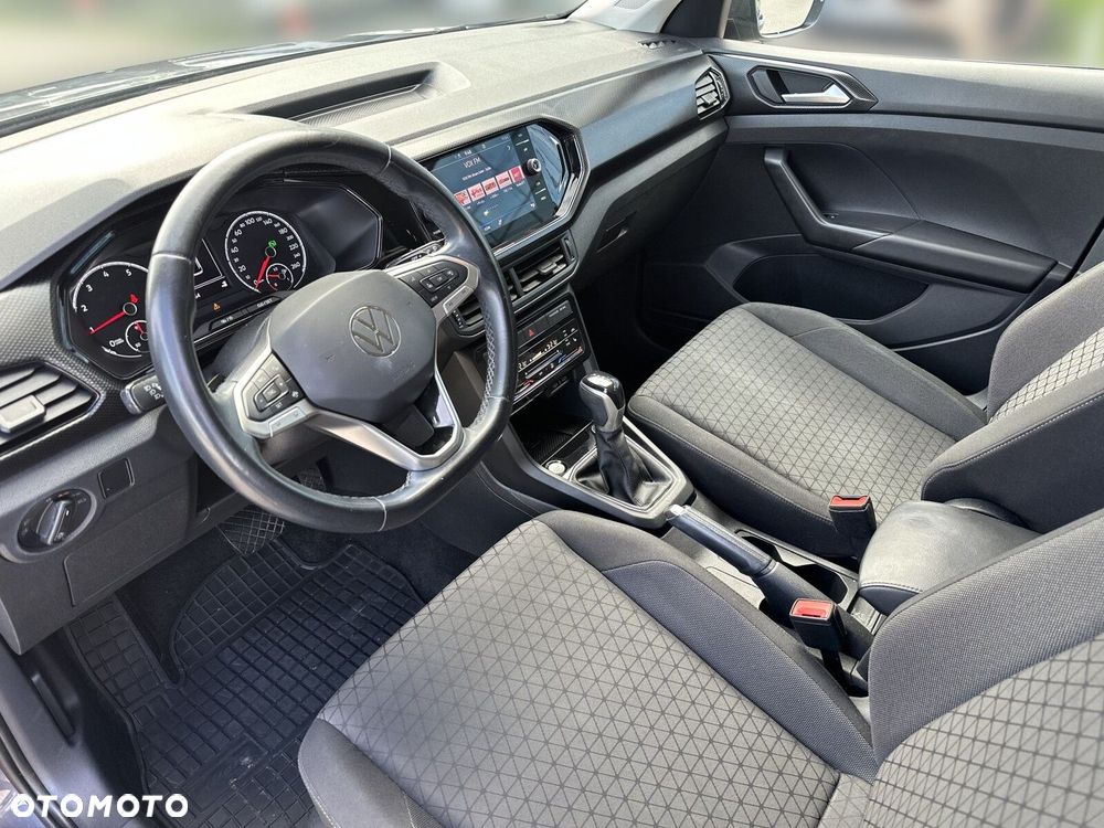 Volkswagen T-Cross - 15