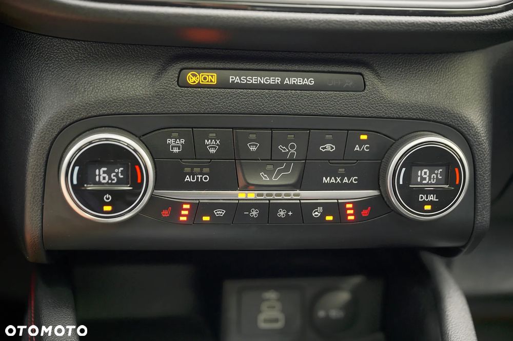 Ford Kuga 2.0 EcoBlue 4x4 ST-LINE X - 27