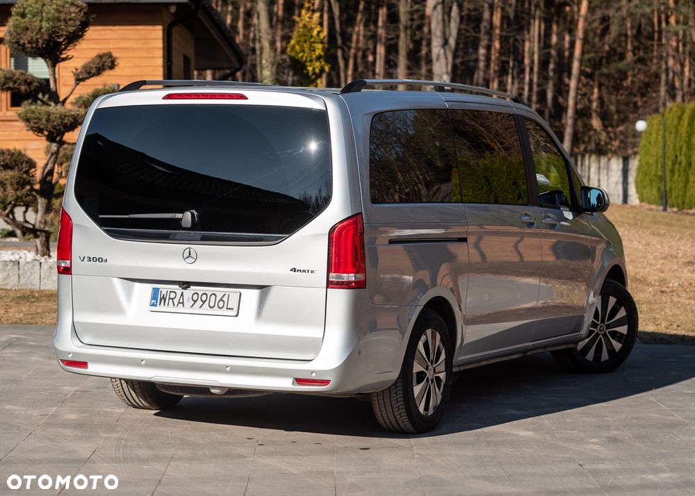 Mercedes-Benz Klasa V 300 d lang 4Matic 9G-TRONIC Exclusive Edition - 26