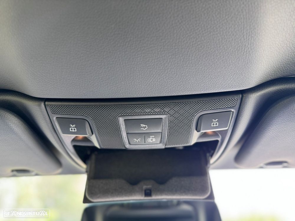 Mercedes-Benz E 220 d AMG Line - 18