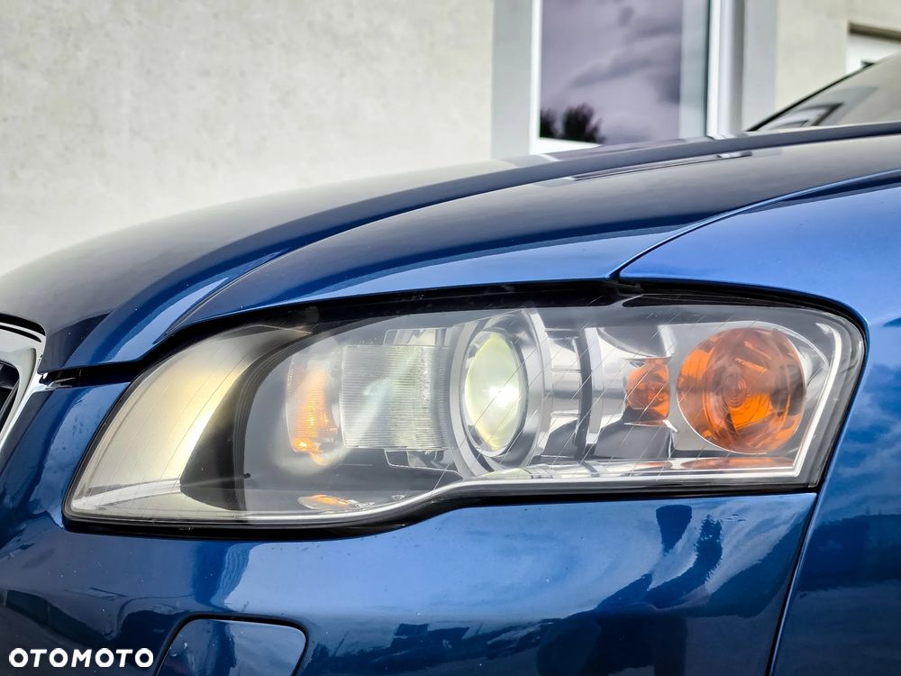 Audi A4 Limousine - 10