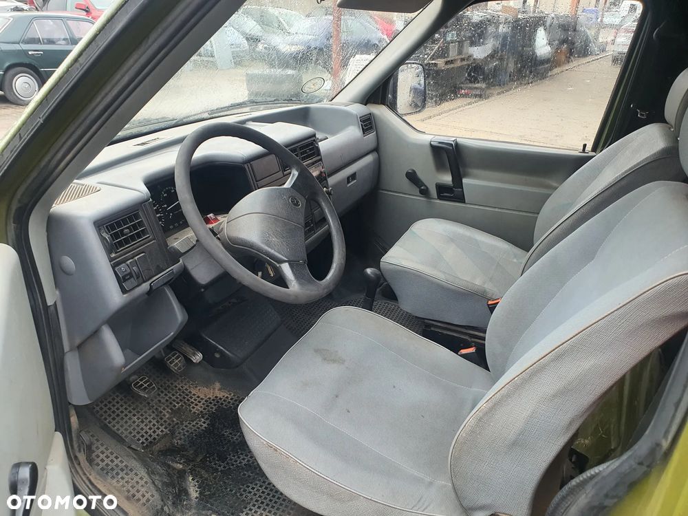vw transporter t4 fotel kanapa deska kokpit podsufitka boczek podłokietnik licznik panel szyb stacyjka - 3