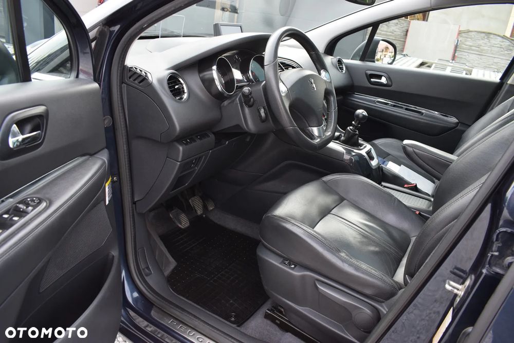 Peugeot 5008 2013 photo 5