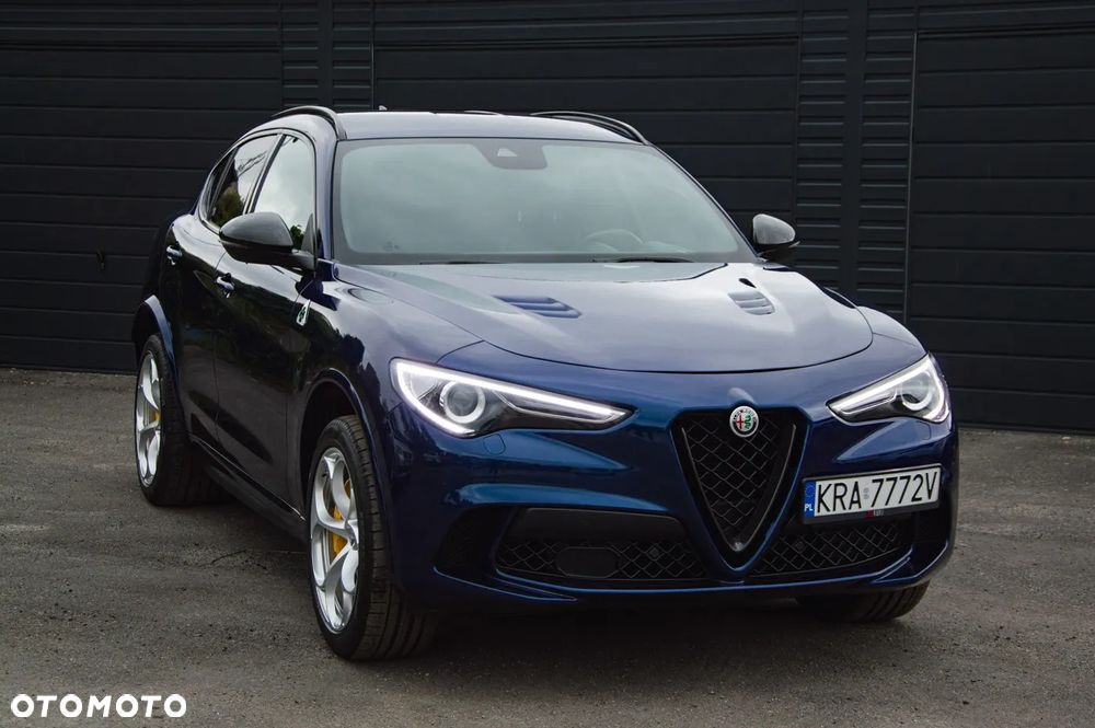 Alfa Romeo Stelvio 2.9 V6 Bi-Turbo Quadrifoglio Q4 - 4