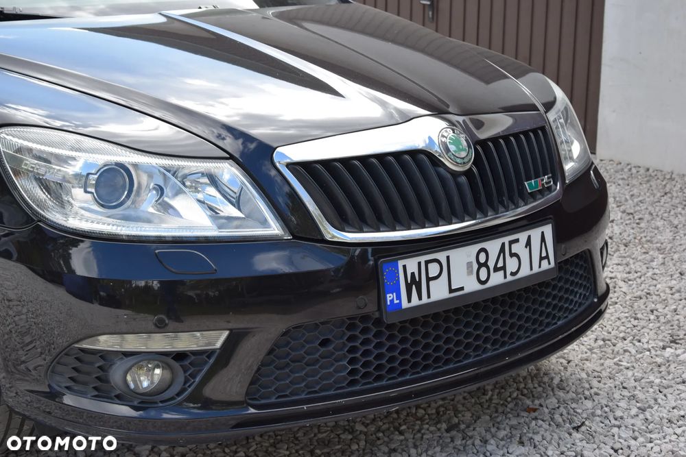 Skoda Octavia 2.0 TSI RS - 10