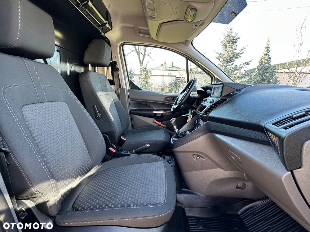 Ford Transit Connect - 25