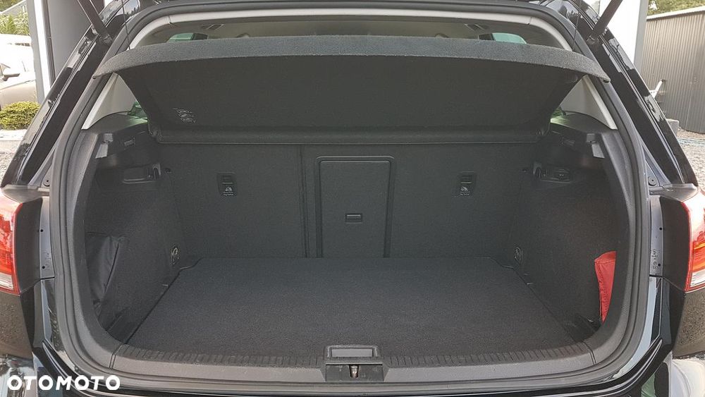 Volkswagen Golf 2.0 TDI BlueMotion Technology DSG Lounge - 12