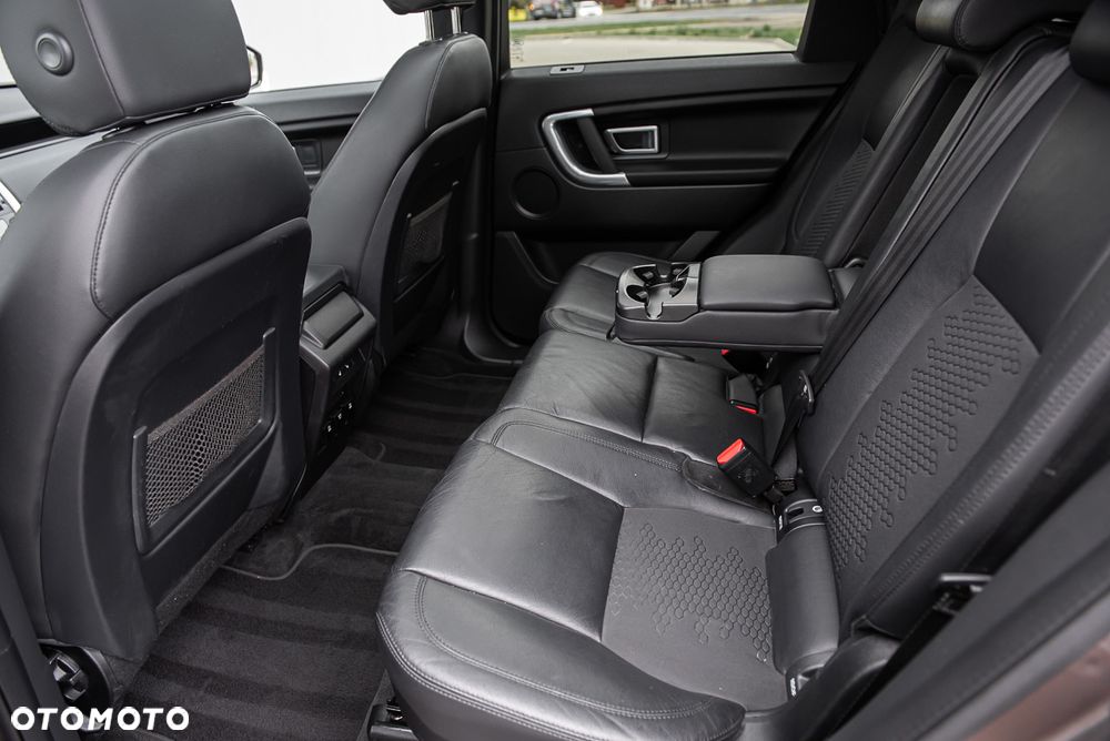 Land Rover Discovery Sport - 27